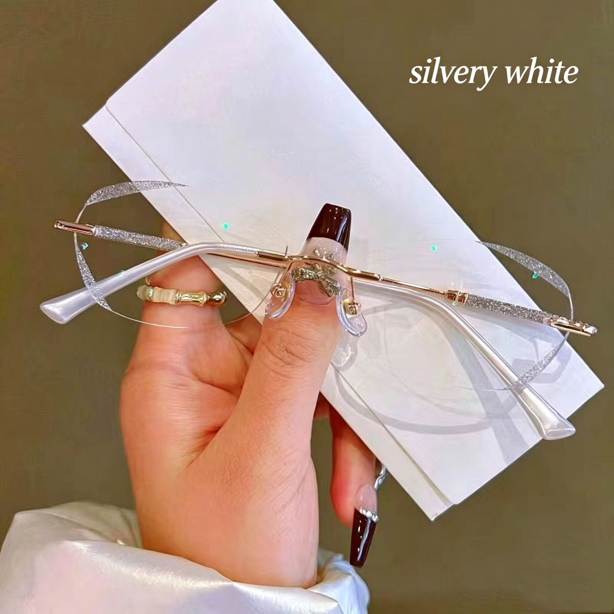Ultra-Light Rimless Cut-Edge Reading Glasses — HD, Anti-Blue Light, Stylish Design for Middle-Aged & Senior Men and Women